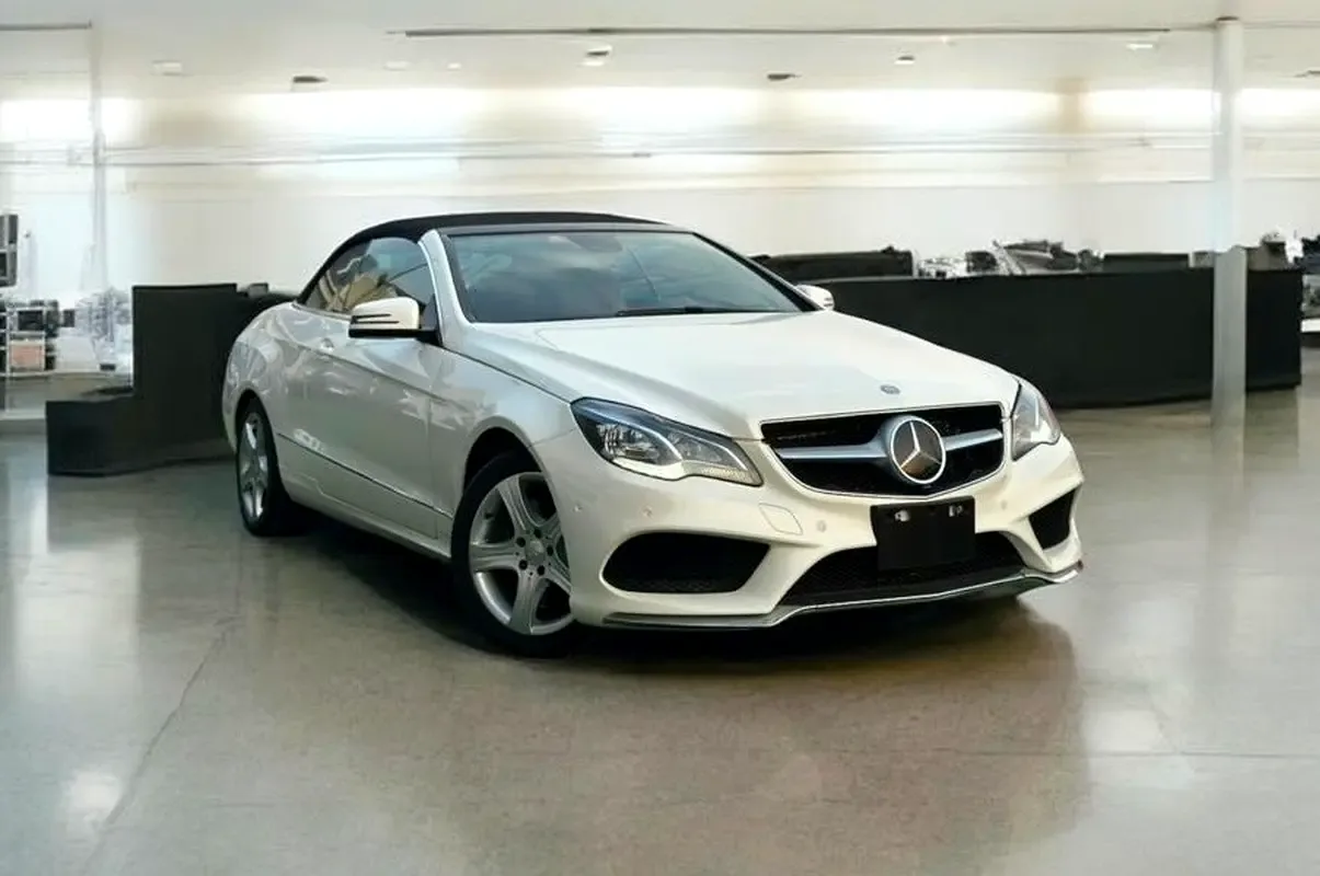 Mercedes-Benz E-Class E 300 7G-Tronic Plus (250 hp)