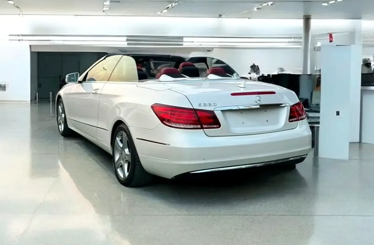 Mercedes-Benz E-Class E 300 7G-Tronic Plus (250 hp) - 4