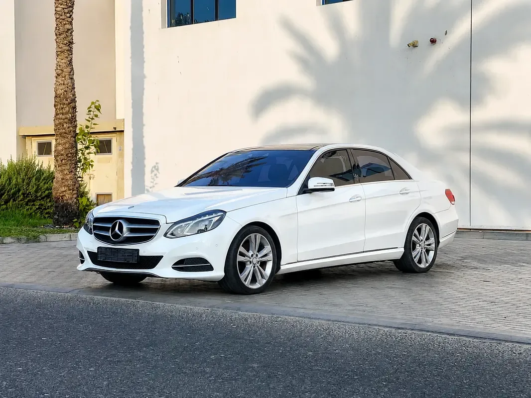Mercedes-Benz E-Class E 300 7G-Tronic Plus (252 hp)