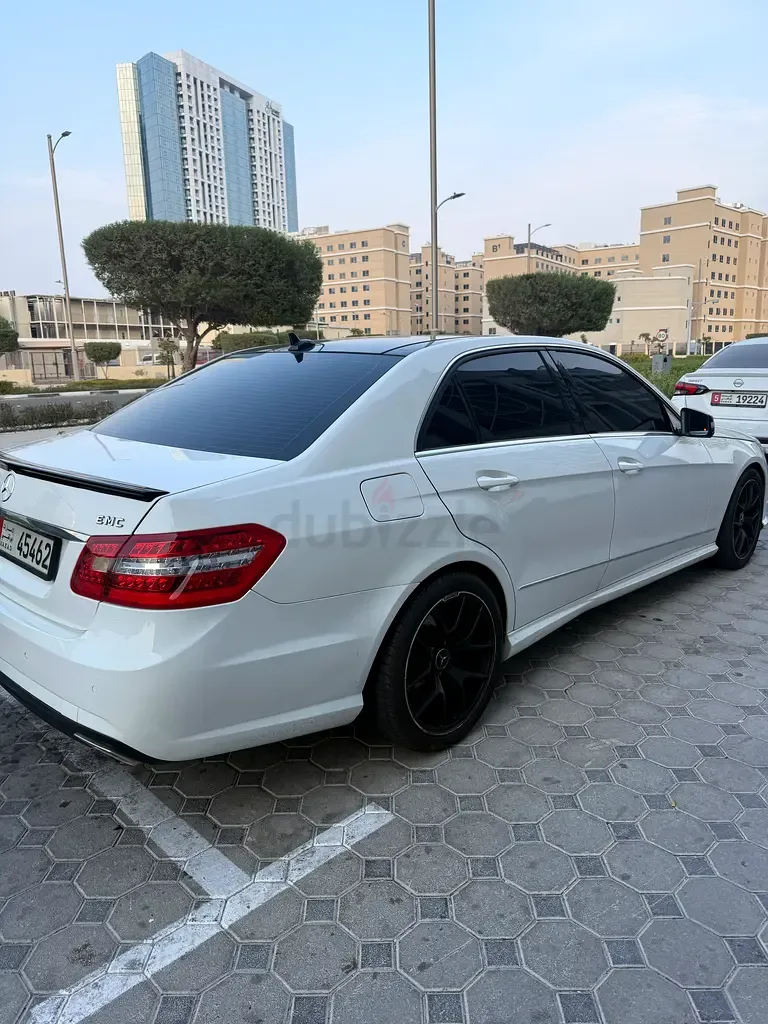 Mercedes-Benz E-Class E 300 7G-Tronic Plus (252 hp)