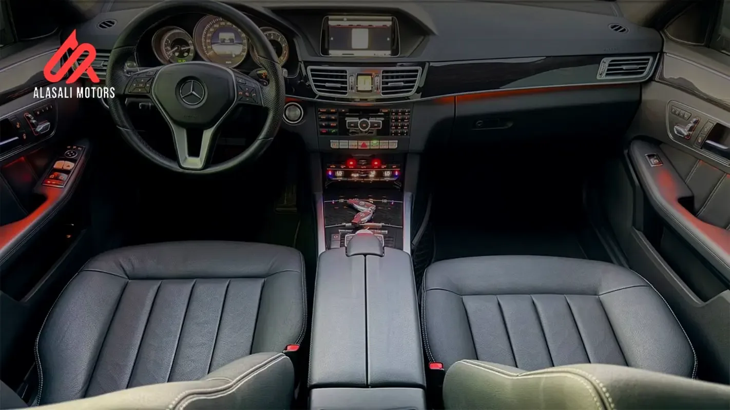 Mercedes-Benz E-Class E 300 7G-Tronic Plus (252 hp) - 11