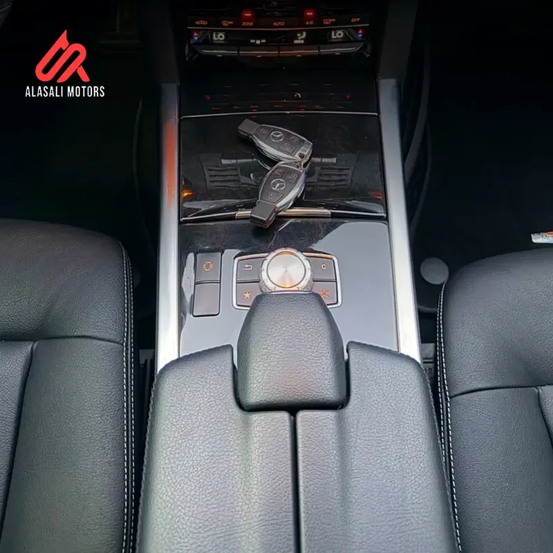 Mercedes-Benz E-Class E 300 7G-Tronic Plus (252 hp) - 14