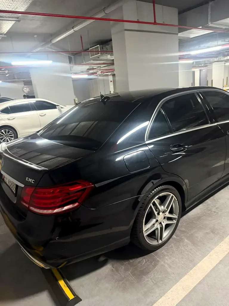 Mercedes-Benz E-Class E 300 7G-Tronic Plus (252 حصان) - 2