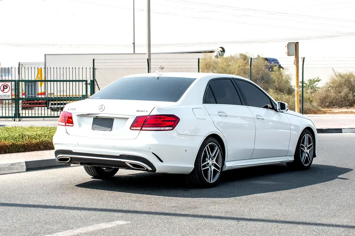 Mercedes-Benz E-Class E 300 7G-Tronic Plus 4Matic (252 hp) - 8