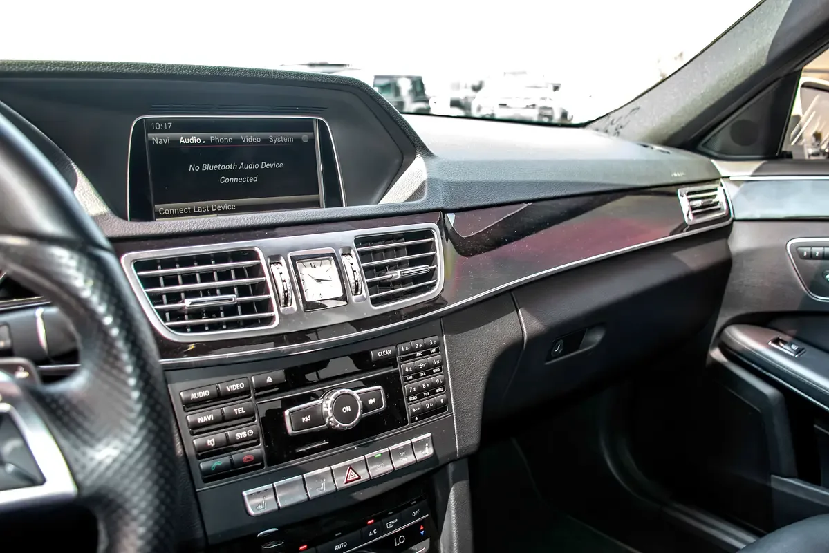 Mercedes-Benz E-Class E 300 7G-Tronic Plus 4Matic (252 hp) - 13