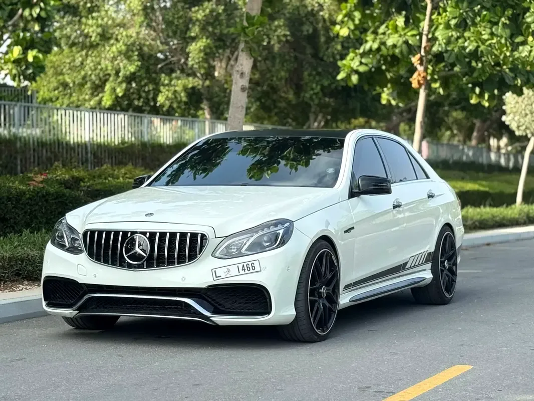 Mercedes-Benz E-Class E 300 9G-TRONIC (245 hp)