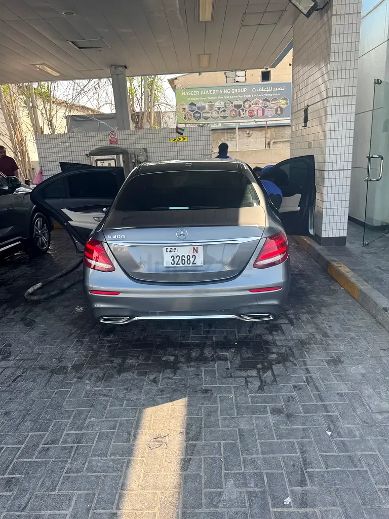 Mercedes-Benz E-Class E 300 9G-TRONIC (245 hp)