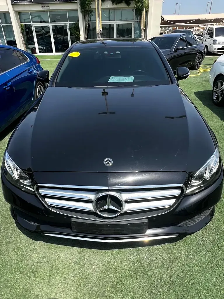 Mercedes-Benz E-Class E 300 9G-TRONIC (245 hp)