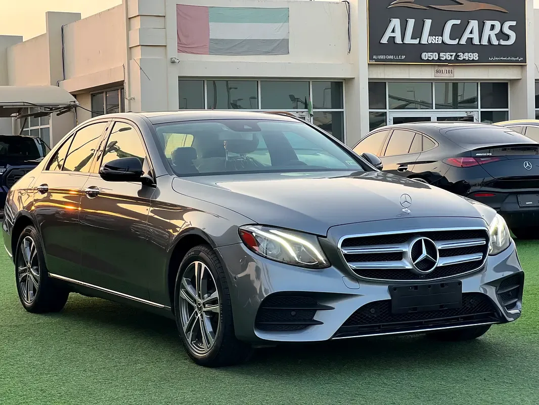 Mercedes-Benz E-Class E 300 9G-TRONIC (245 حصان) - 2