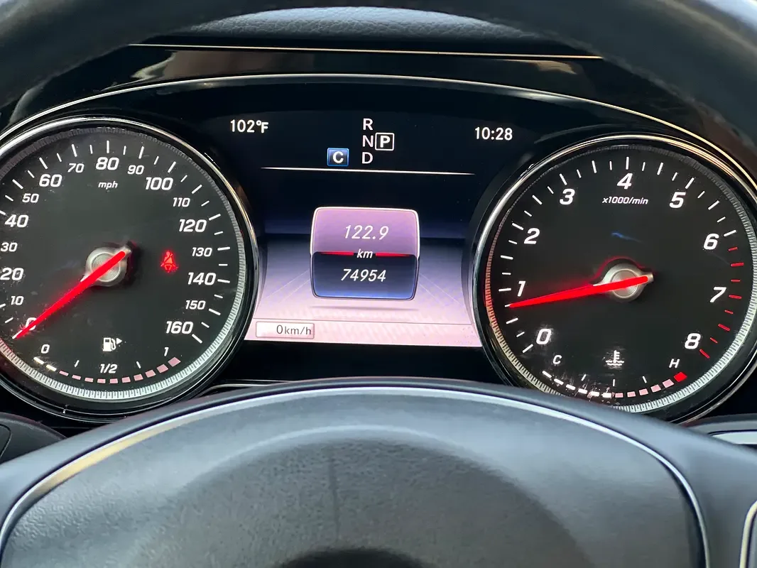 Mercedes-Benz E-Class E 300 9G-TRONIC (245 حصان) - 20