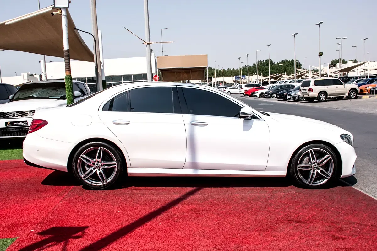 Mercedes-Benz E-Class E 300 9G-TRONIC (245 hp) - 5