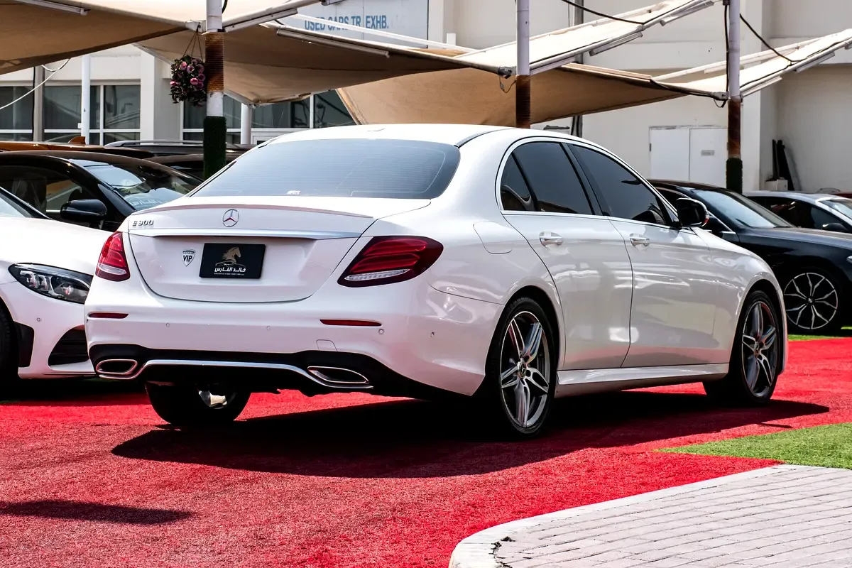 Mercedes-Benz E-Class E 300 9G-TRONIC (245 hp) - 20