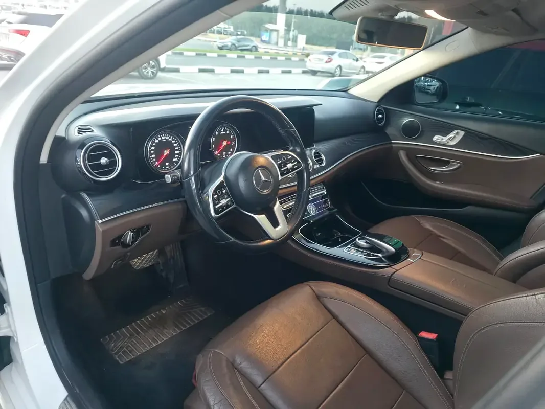 Mercedes-Benz E-Class E 300 9G-TRONIC (245 hp) - 17