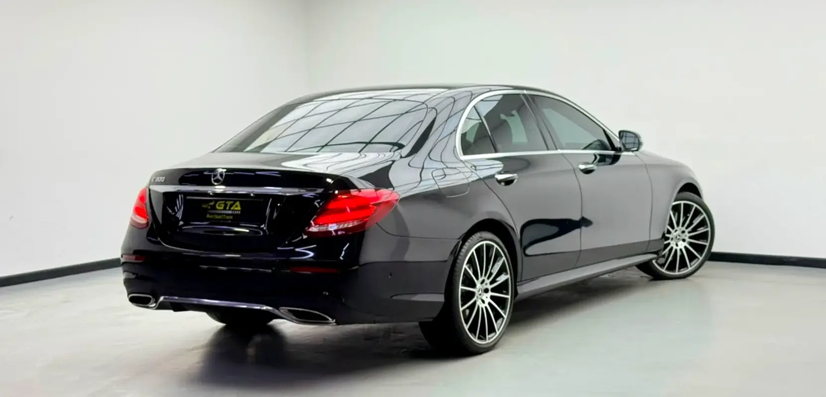 Mercedes-Benz E-Class E 300 9G-TRONIC (245 hp) - 4