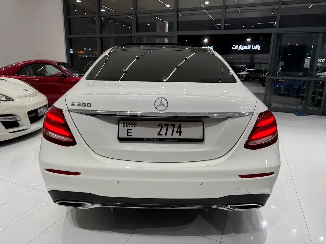 Mercedes-Benz E-Class E 300 9G-TRONIC (245 حصان) - 5