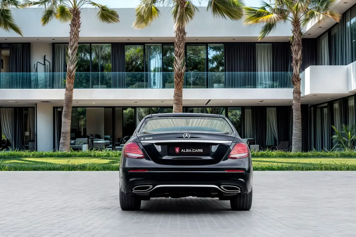 Mercedes-Benz E-Class E 300 9G-TRONIC (245 hp) - 5