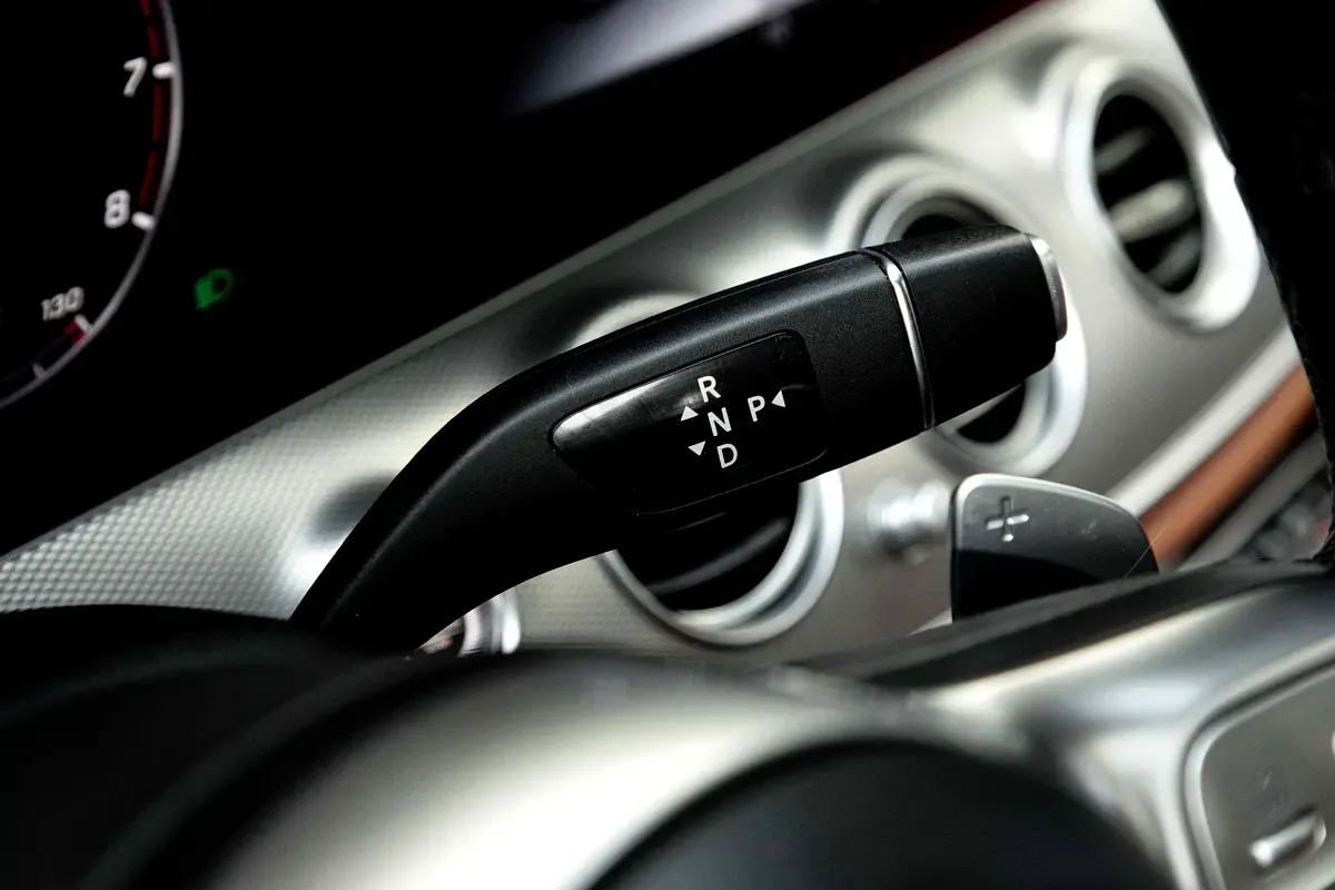 Mercedes-Benz E-Class E 300 9G-TRONIC (245 hp) - 10
