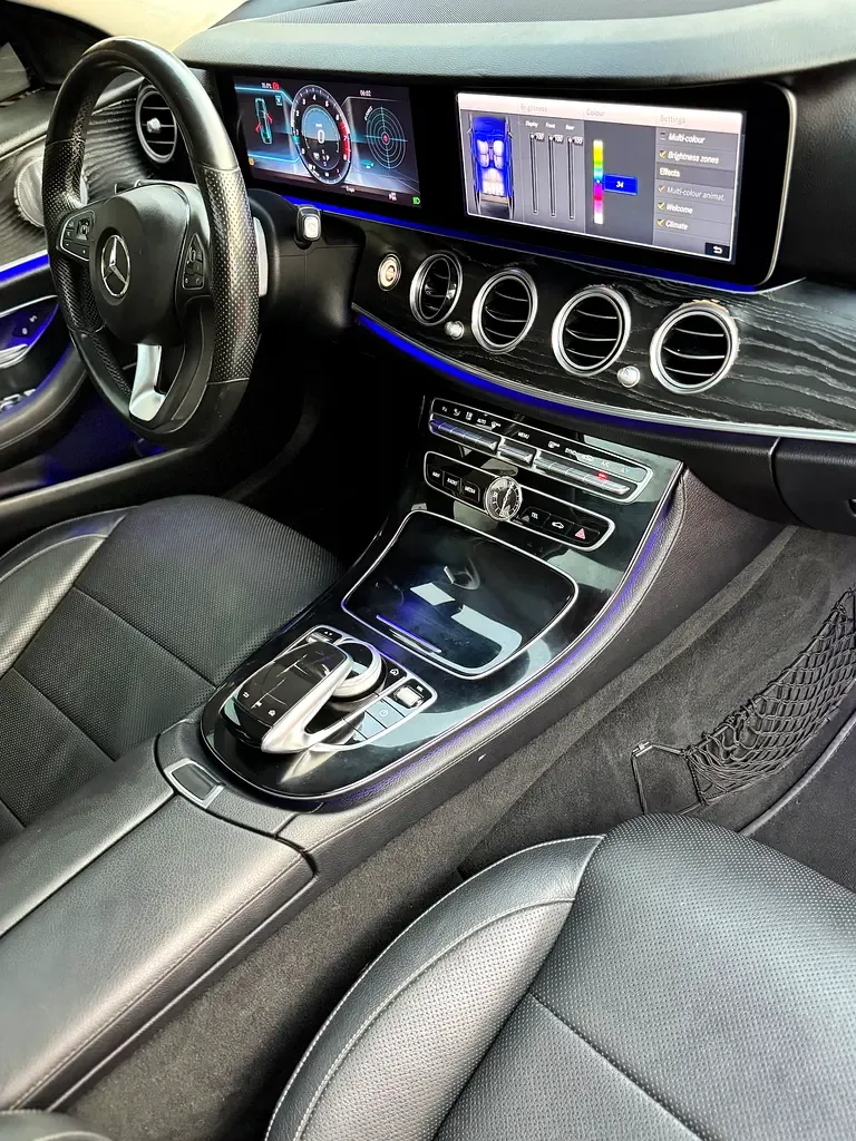 Mercedes-Benz E-Class E 300 9G-TRONIC (245 hp) - 16