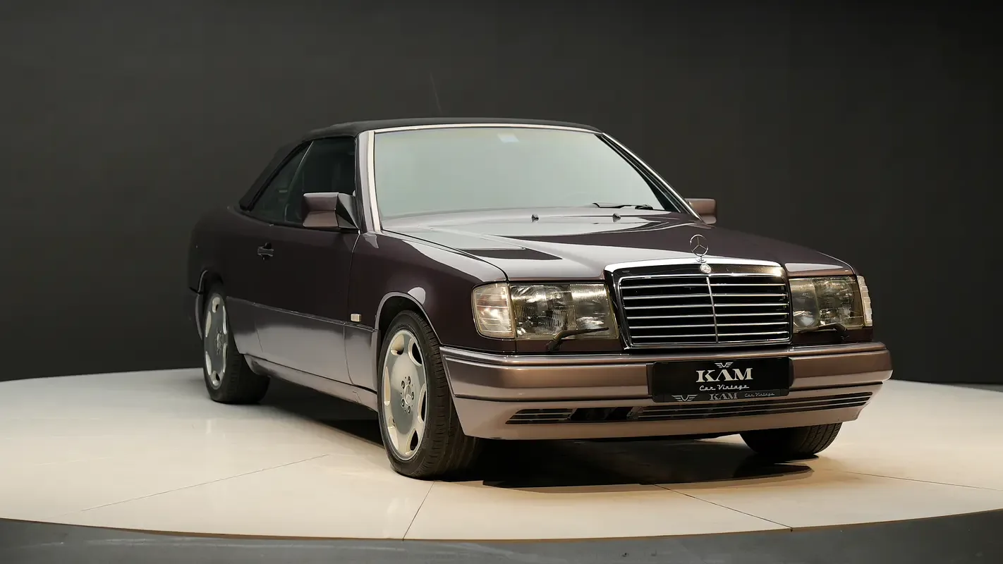 Mercedes-Benz E-Class E 320 4AT (220 hp) - 4