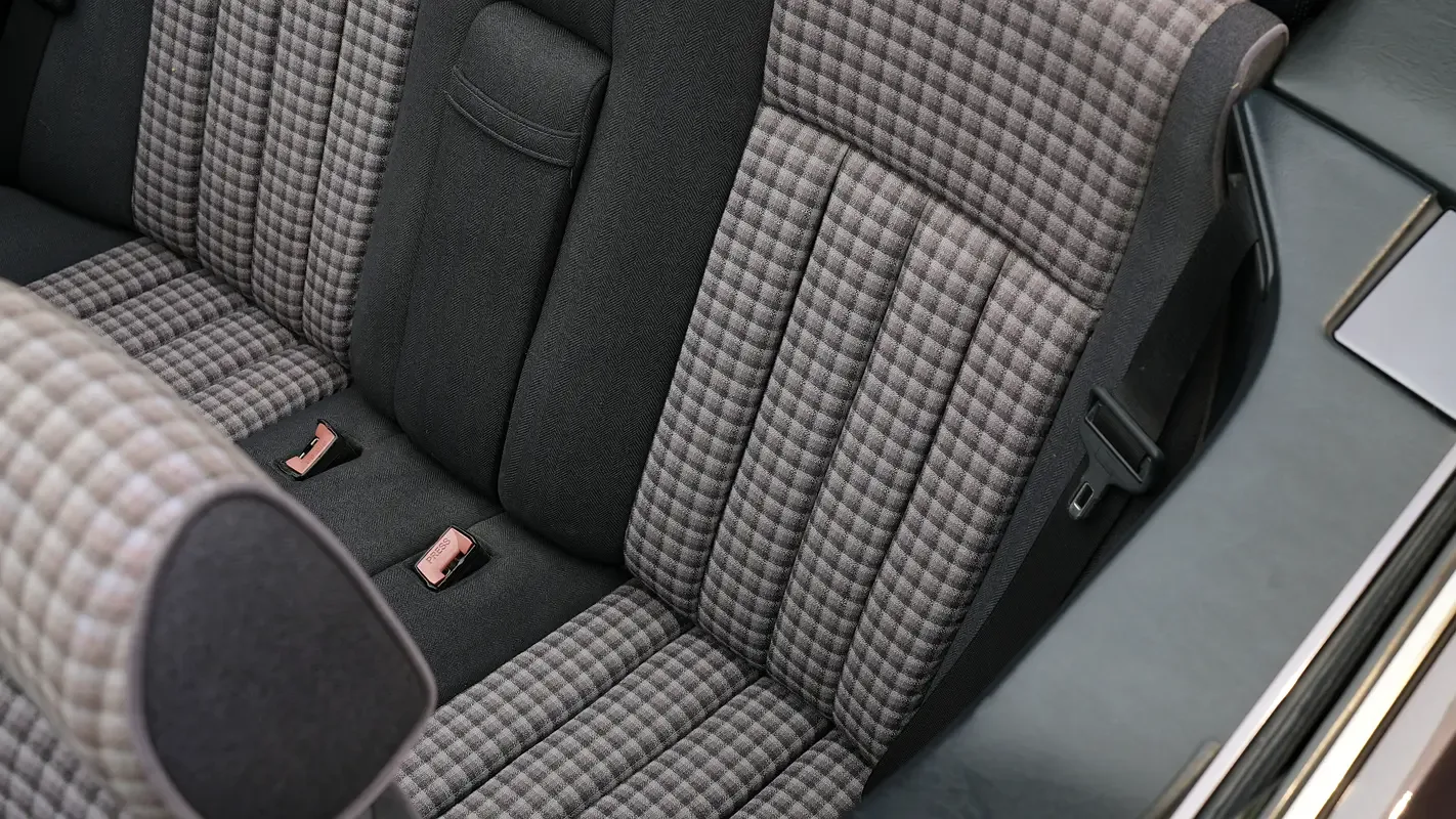 Mercedes-Benz E-Class E 320 4AT (220 hp) - 14