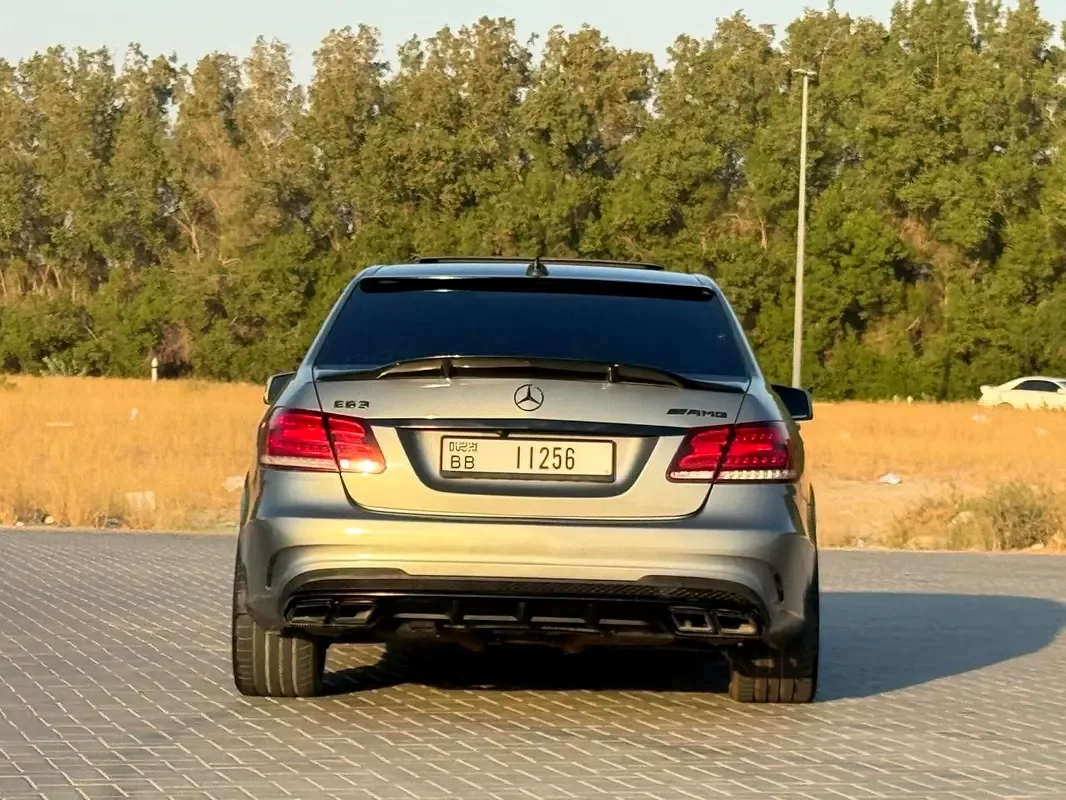 Mercedes-Benz E-Class E 350 7G-Tronic Plus (306 hp) - 7
