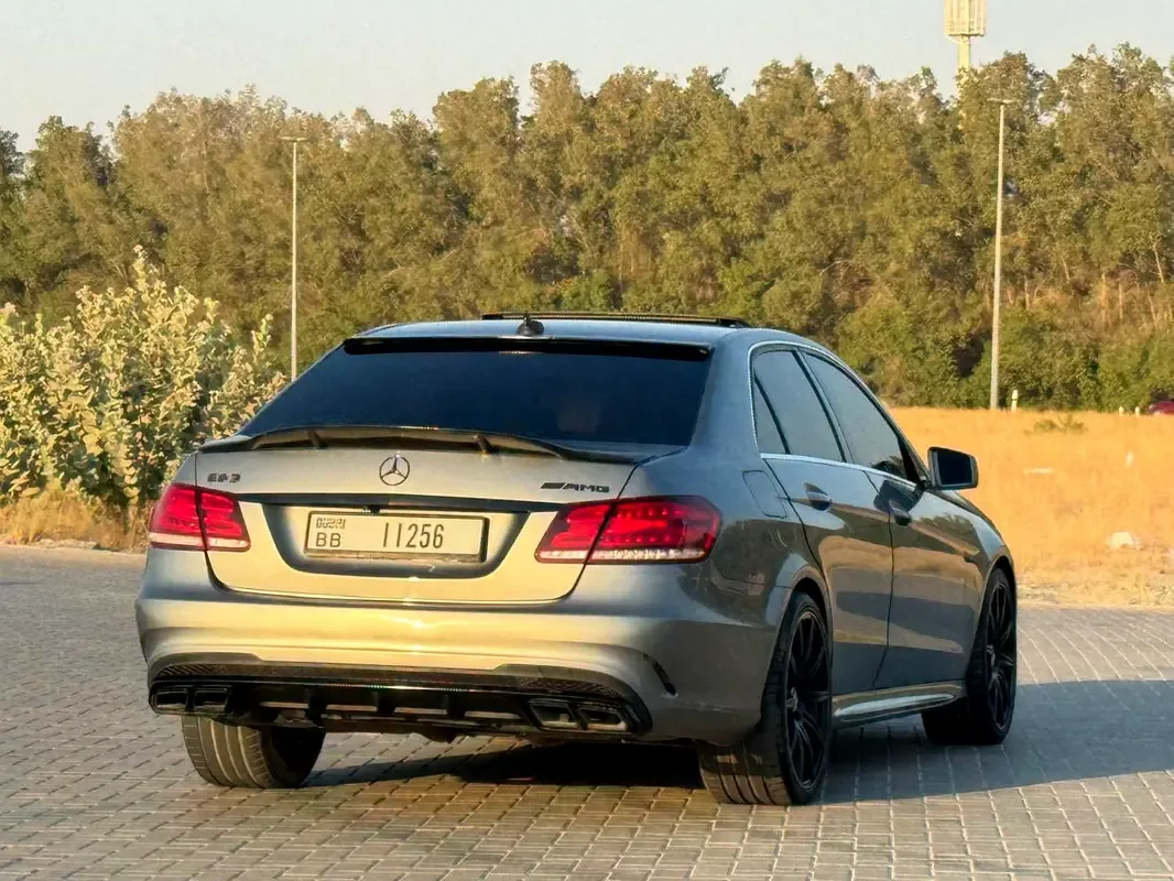 Mercedes-Benz E-Class E 350 7G-Tronic Plus (306 hp) - 10