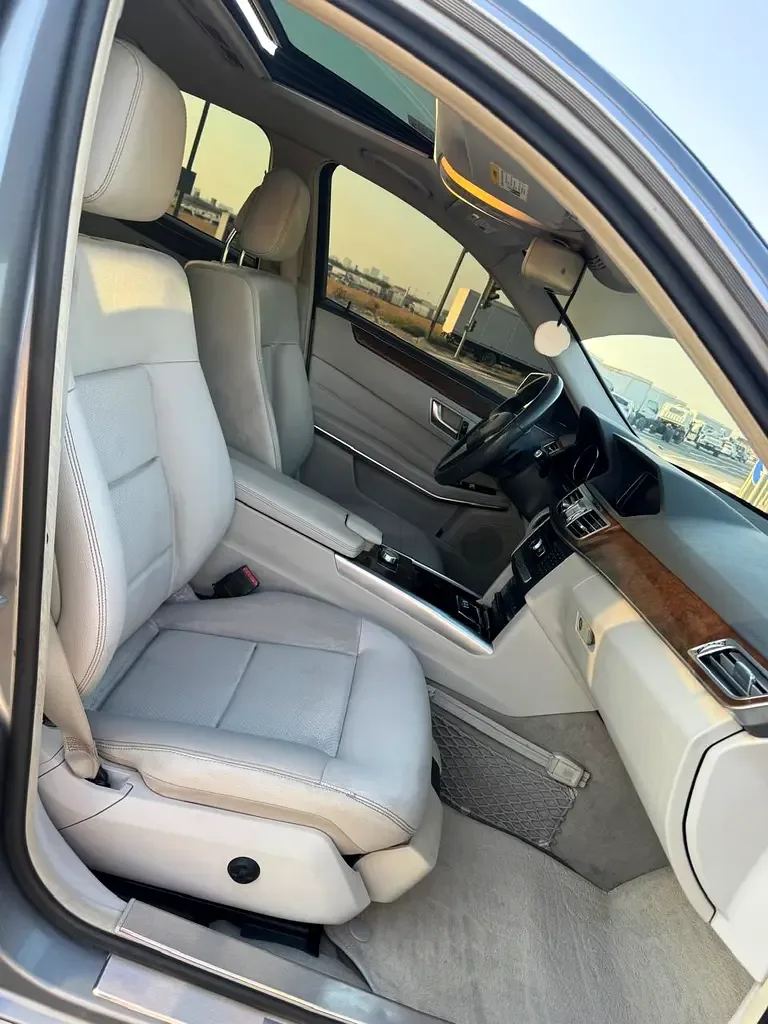 Mercedes-Benz E-Class E 350 7G-Tronic Plus (306 hp) - 14