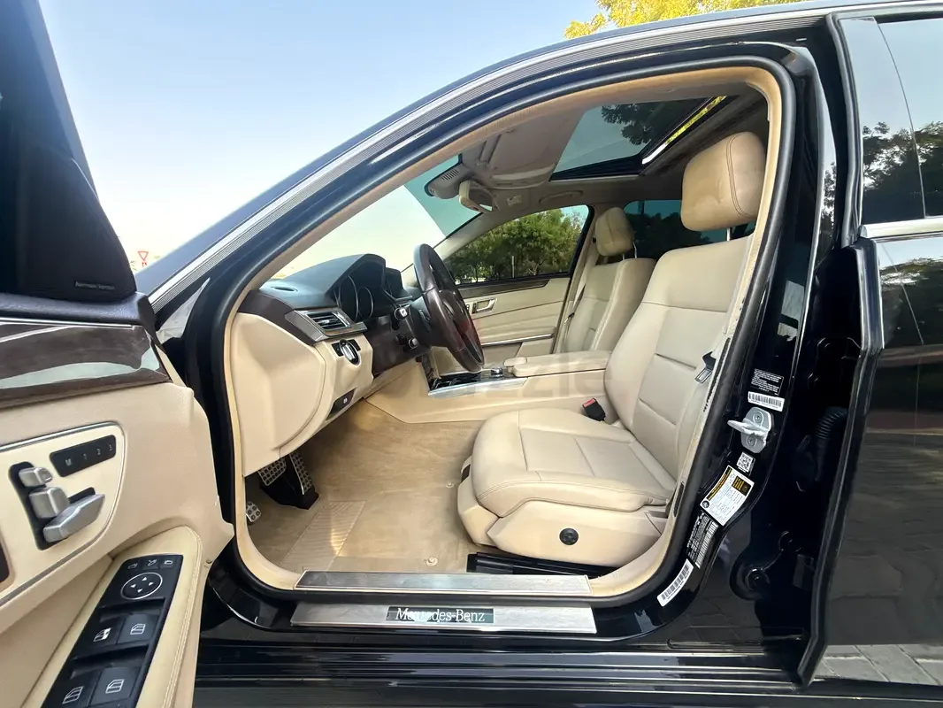 Mercedes-Benz E-Class E 350 7G-Tronic Plus (306 حصان) - 15