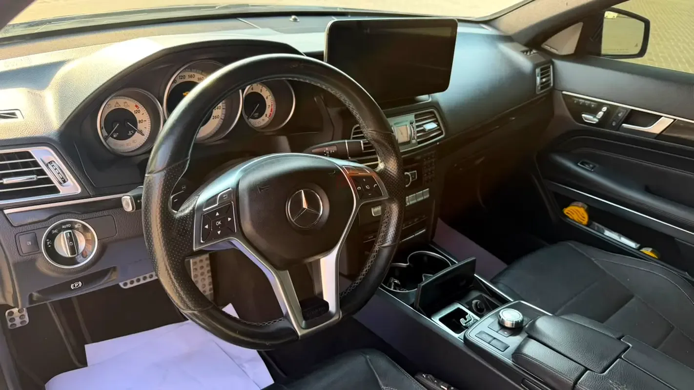 Mercedes-Benz E-Class E 350 7G-Tronic Plus (306 hp) - 19
