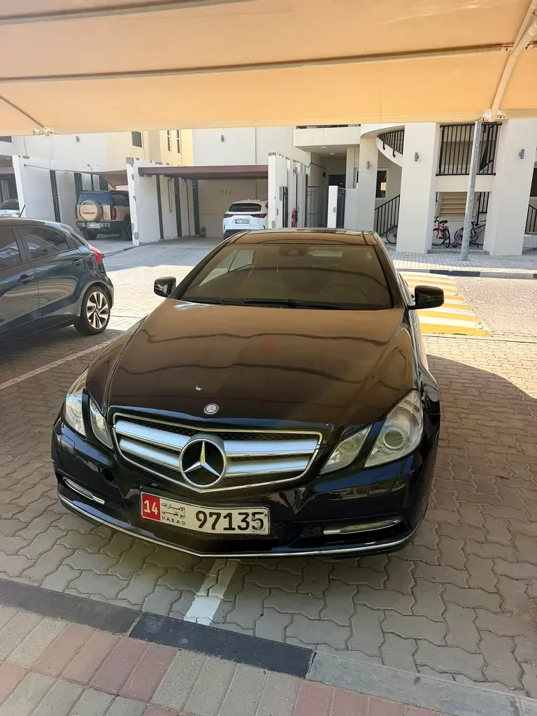 Mercedes-Benz E-Class E 350 BlueEfficiency 7G-Tronic Plus (306 حصان) - 2