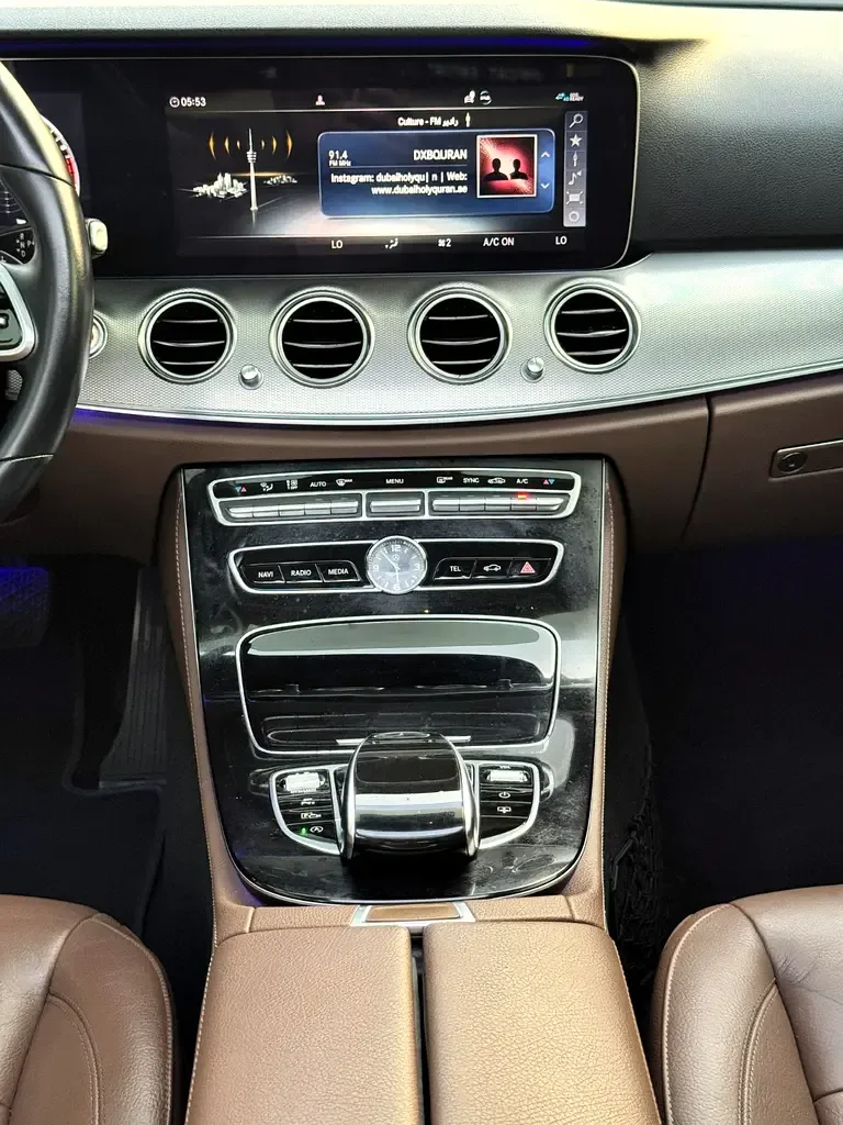 Mercedes-Benz E-Class E 350 e 9G-TRONIC (211 حصان) - 14