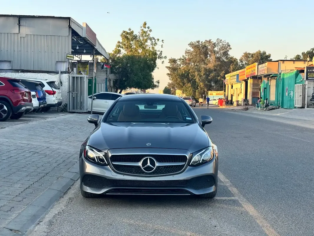 Mercedes-Benz E-Class E 400 4MATIC G-TRONIC (333 حصان) - 8