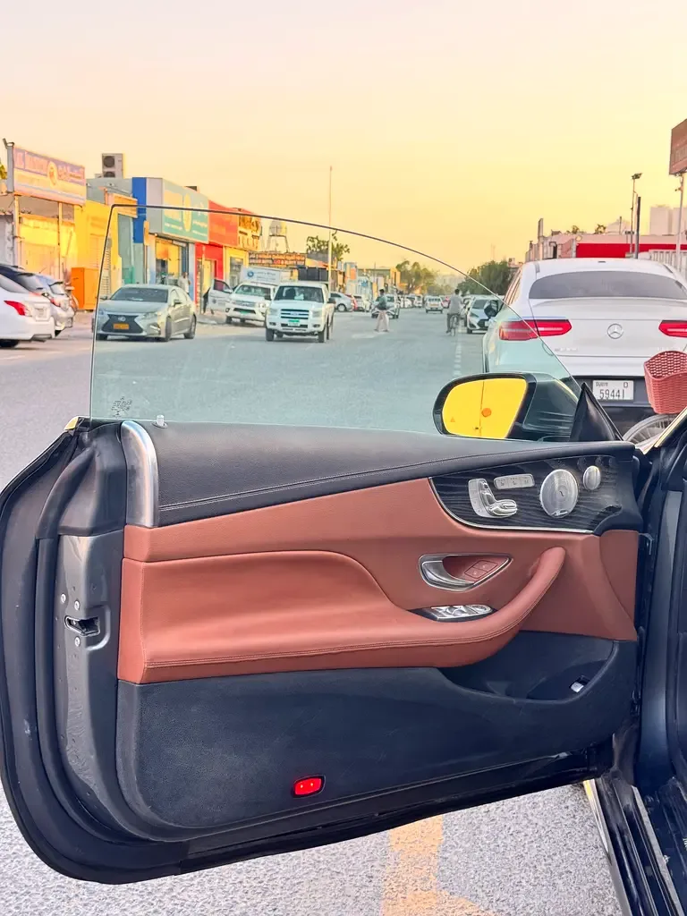 Mercedes-Benz E-Class E 400 4MATIC G-TRONIC (333 حصان) - 15