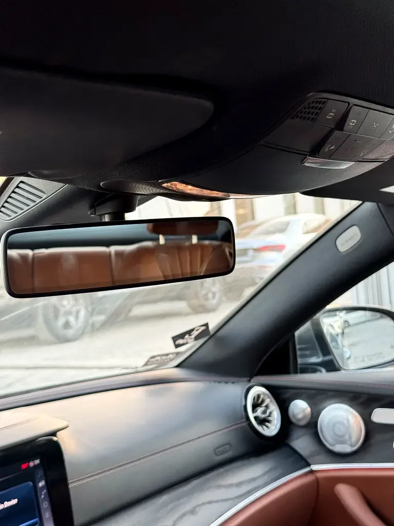 Mercedes-Benz E-Class E 400 4MATIC G-TRONIC (333 حصان) - 18