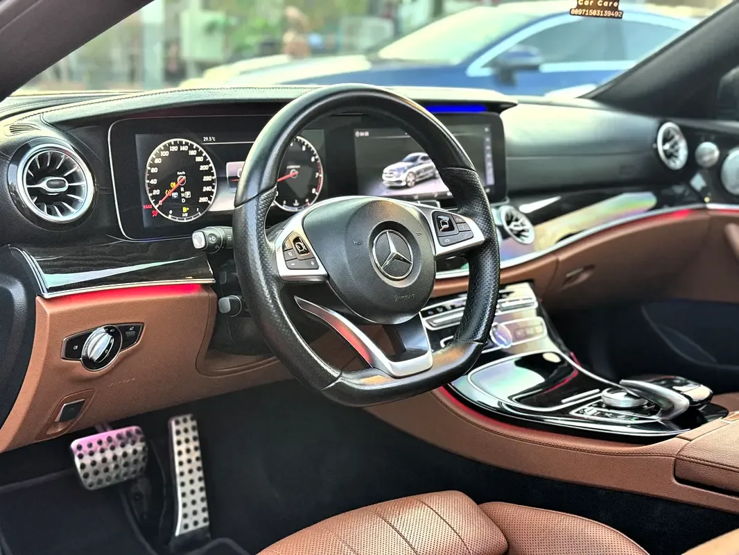 Mercedes-Benz E-Class E 400 4MATIC G-TRONIC (333 hp) - 14