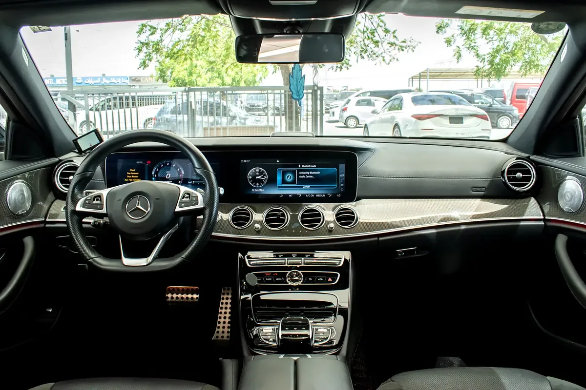 Mercedes-Benz E-Class E 43 AMG 4MATIC 9G-TRONIC (401 حصان) - 9