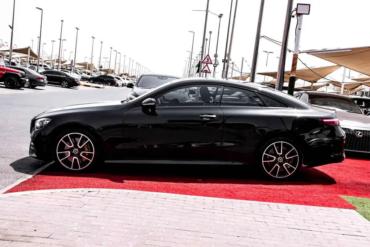 Mercedes-Benz E-Class E 450 4MATIC 9G-TRONIC (367 hp) - 4
