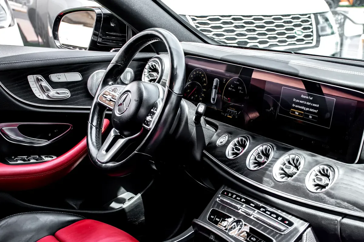 Mercedes-Benz E-Class E 450 4MATIC 9G-TRONIC (367 hp) - 9