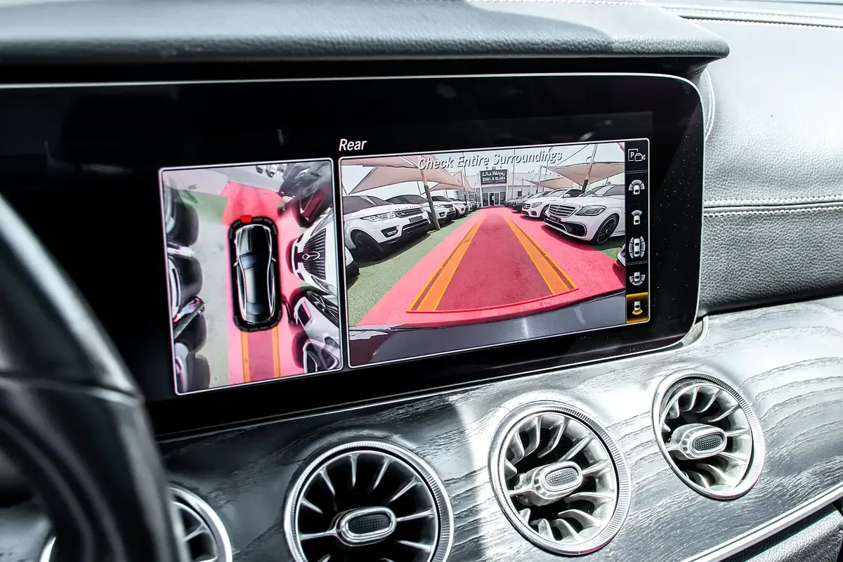 Mercedes-Benz E-Class E 450 4MATIC 9G-TRONIC (367 hp) - 11