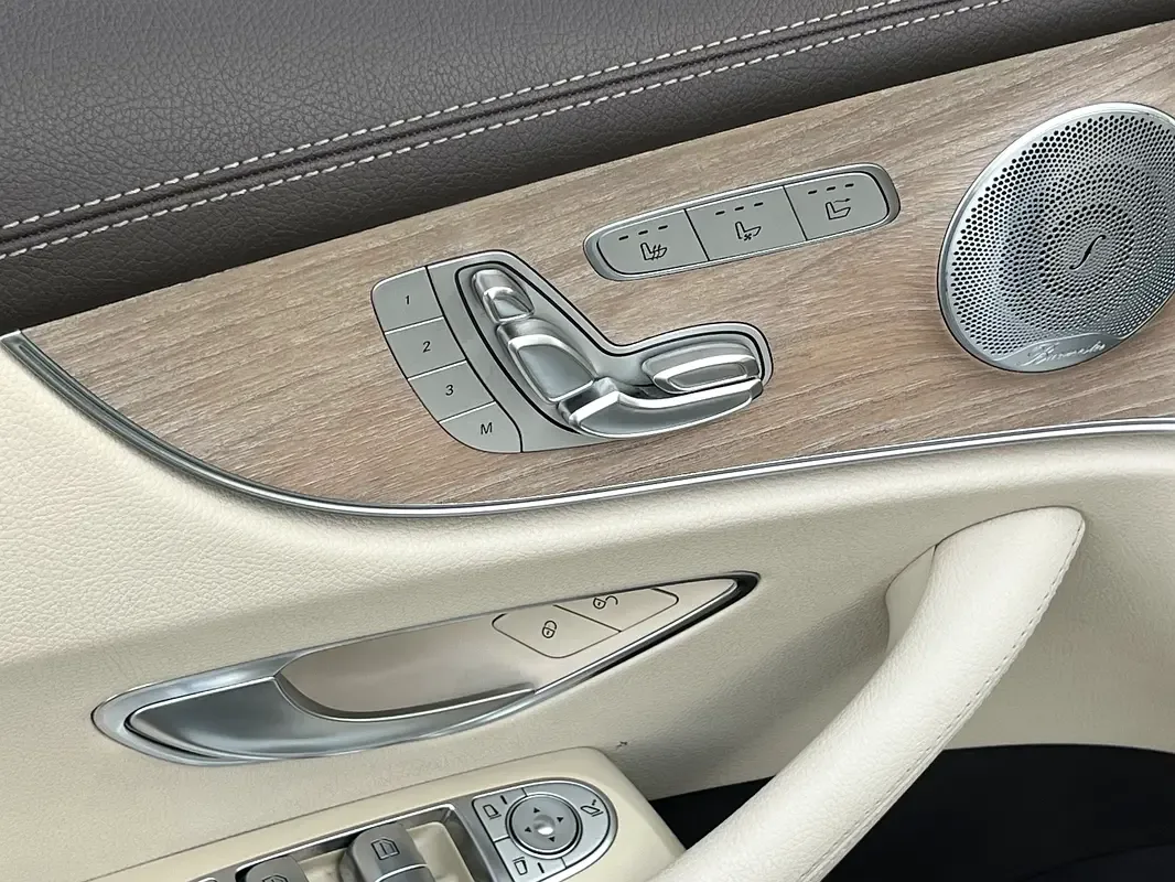Mercedes-Benz E-Class E 450 4MATIC 9G-TRONIC (367 حصان) - 10