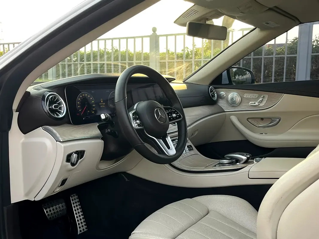 Mercedes-Benz E-Class E 450 4MATIC 9G-TRONIC (367 حصان) - 8