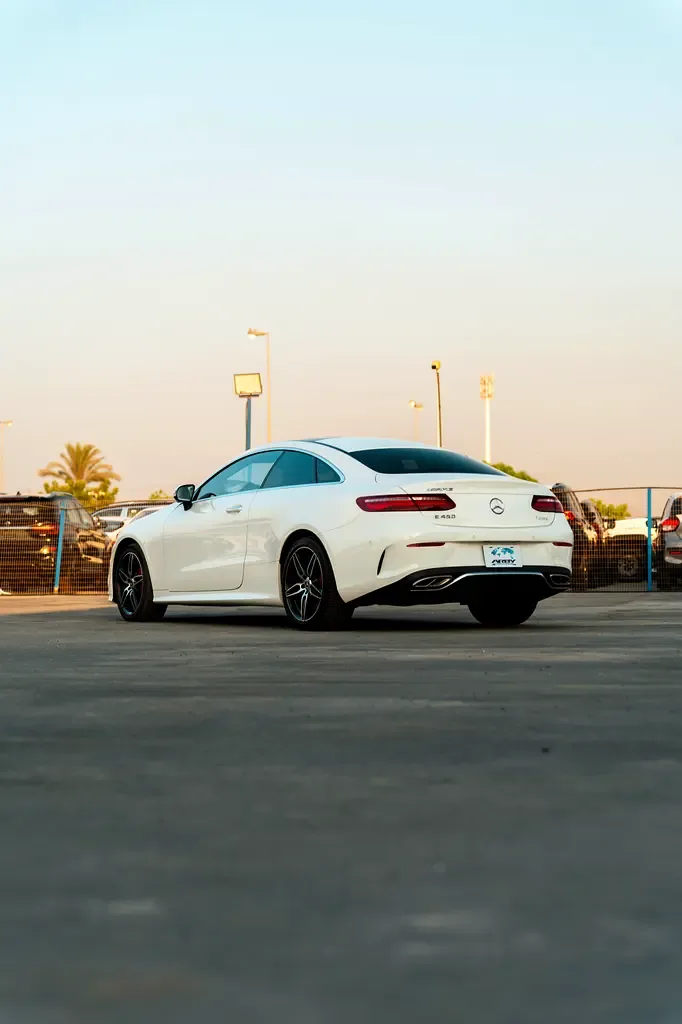 Mercedes-Benz E-Class E 450 4MATIC G-TRONIC (367 حصان) - 6