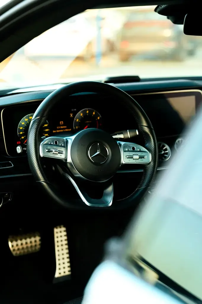 Mercedes-Benz E-Class E 450 4MATIC G-TRONIC (367 حصان) - 9