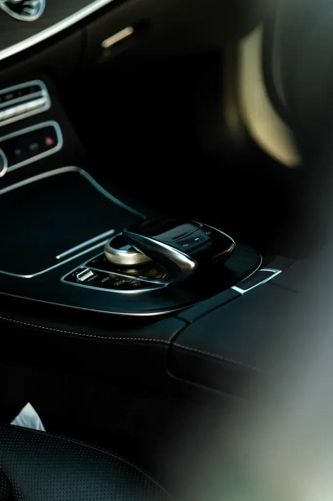 Mercedes-Benz E-Class E 450 4MATIC G-TRONIC (367 حصان) - 11