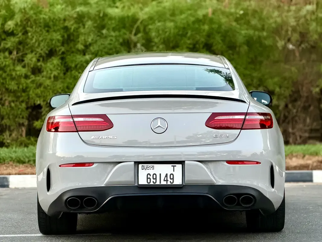 Mercedes-Benz E-Class E 53 4MATIC+ 9G-TRONIC (435 حصان) - 9