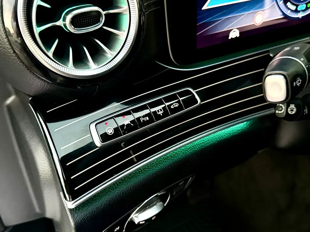 Mercedes-Benz E-Class E 53 4MATIC+ 9G-TRONIC (435 حصان) - 15