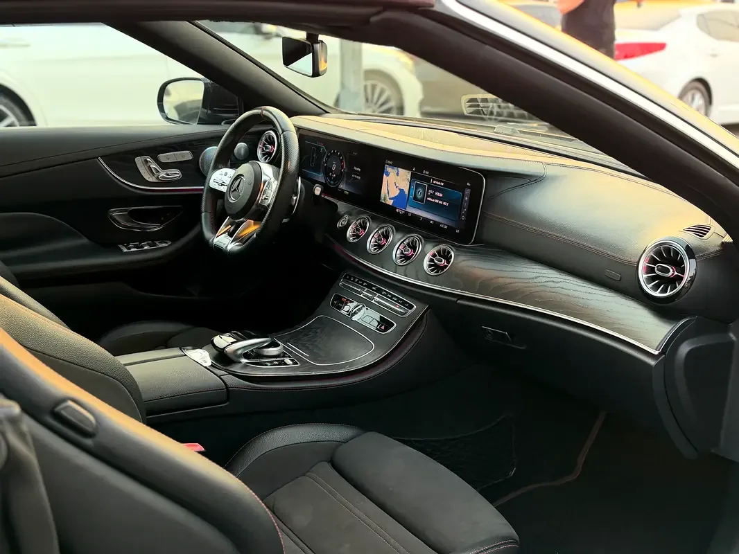 Mercedes-Benz E-Class E 53 9G-TRONIC 4MATIC+ (435 حصان) - 13