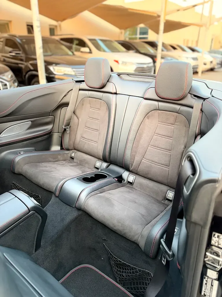 Mercedes-Benz E-Class E 53 9G-TRONIC 4MATIC+ (435 حصان) - 17