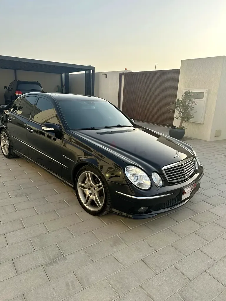 Mercedes-Benz E-Class E 55 AT (476 حصان) - 3