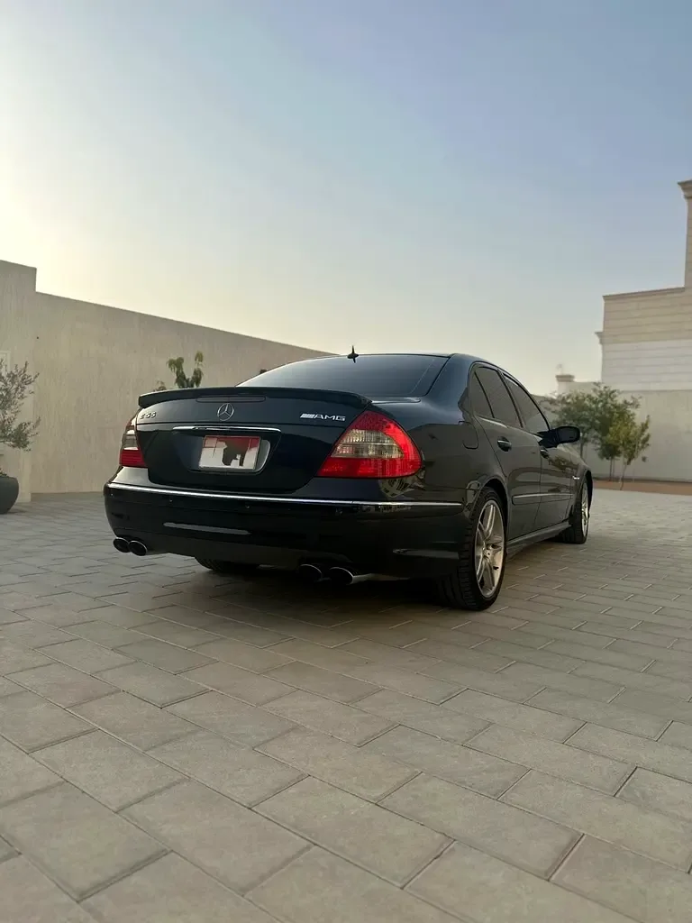 Mercedes-Benz E-Class E 55 AT (476 حصان) - 4